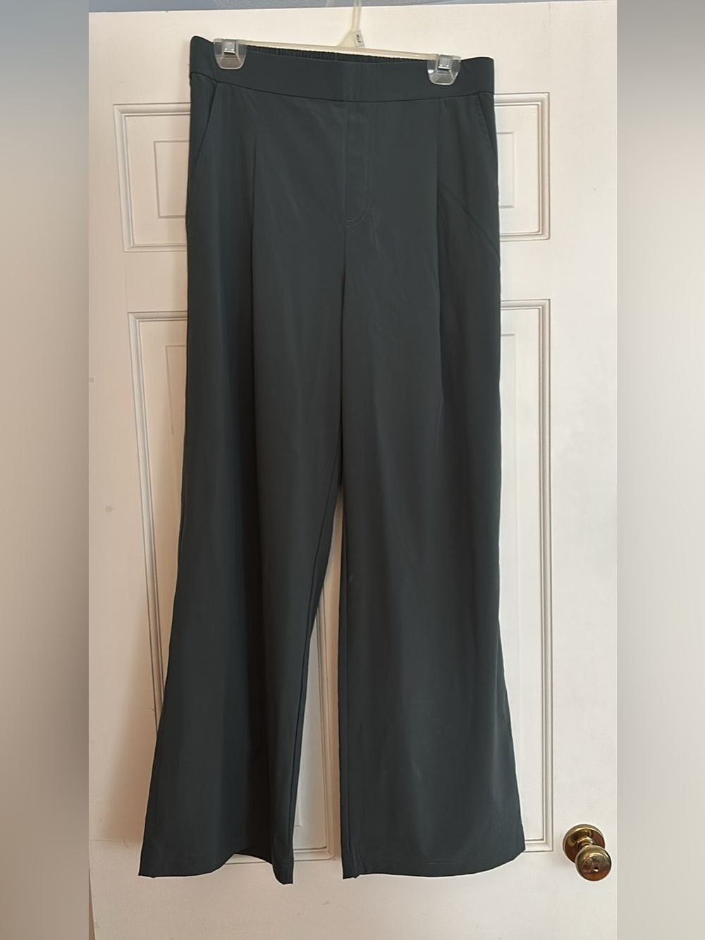 Lou & Grey pull on pants- 2 pairs